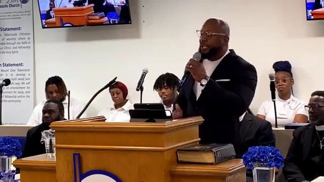 1st Family Appreciation Service with Pastor Charlie Banks смотреть онлайн