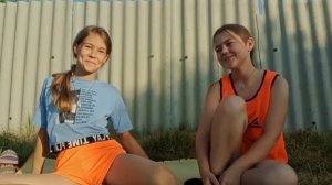 Повторяем позы йоги??