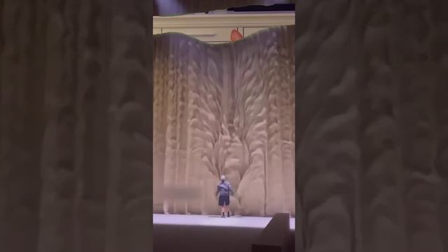 Вашему вниманию представляется смотреть онлайн