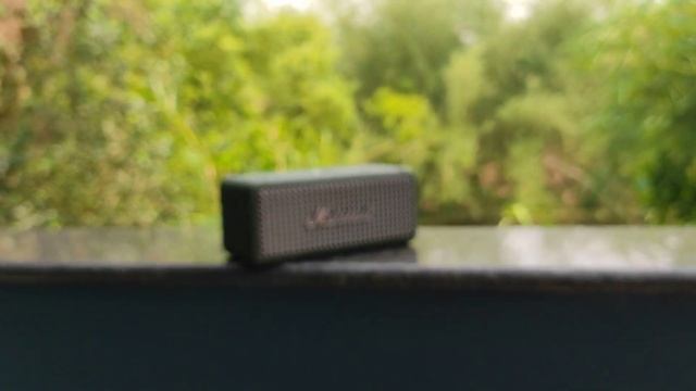 Marshall Emberton 20 w ?? SOUND TEST _ use headphone to hear clean sound ? смотреть онлайн