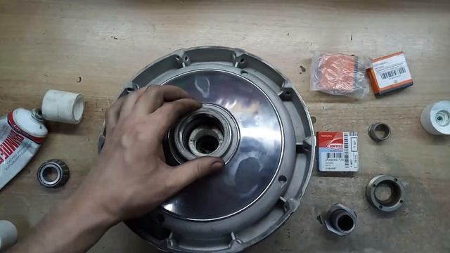 Ремонт мотоцикла Урал #39.3 - Сборка ступицы смотреть онлайн