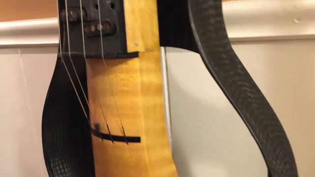 Spring Breakin' on e-strings violin смотреть онлайн