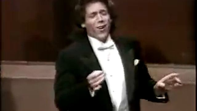 Largo al factotum - Thomas Hampson смотреть онлайн