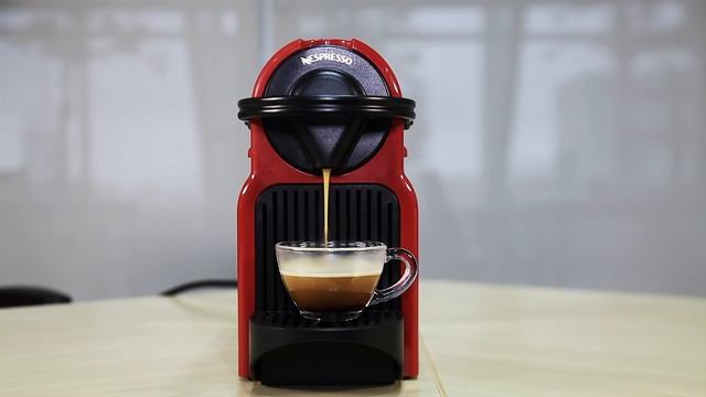 Review da Cafeteira Nespresso Inissia смотреть онлайн