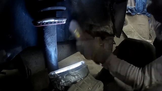 Восстановление 2109. Часть 5. покраска днища, антикорозийная обработка смотреть онлайн