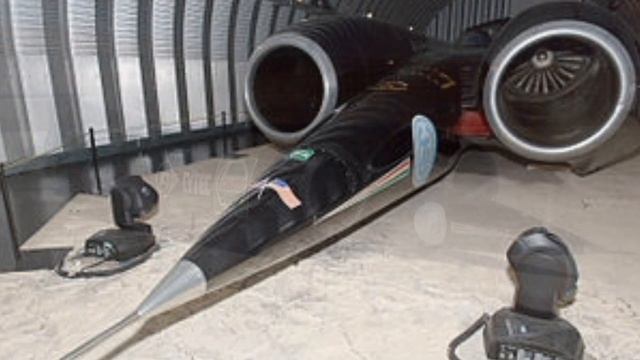 Самый скоростной автомобиль Thrust SSC смотреть онлайн