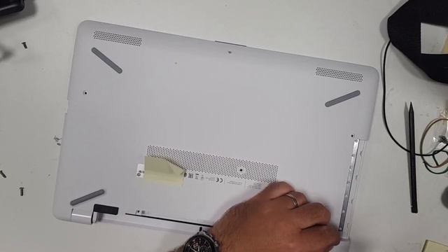 HP 15-bw009nv - how to upgrade RAM and Hard disk смотреть онлайн