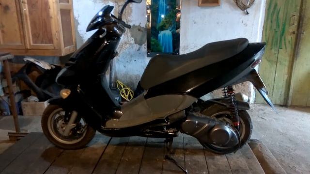 APRILIA LEONARDO 250 ОБГОНАЯ МУФТА 1 ЧАСТЬ смотреть онлайн