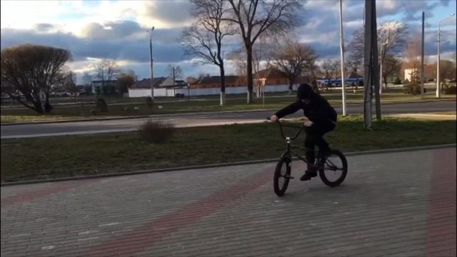 BMXЕР СЛОМАЛ РУКУ | BMX |РОФЛ|ТРЮКИ
