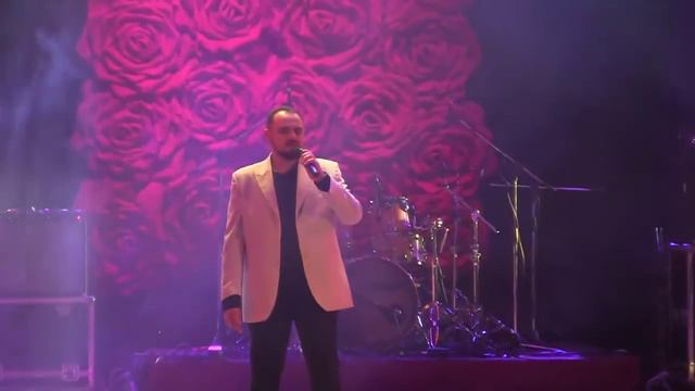 Максим Семёнов и Дарья Игнатенко - Мы вдвоём.. (кавер, ДКиТ 07,03,2018) смотреть онлайн