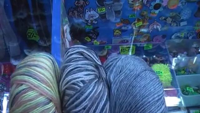 Полушерсть и детская пряжа. (Обзор пряжи 3 часть) Машинное вязание. смотреть онлайн