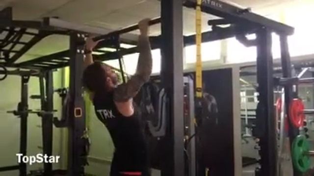 Подтягивания с резиной смотреть онлайн