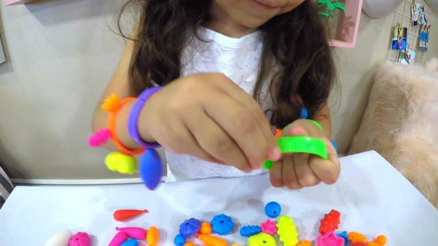 DIY Kids Jewelry Kit Snap Pop Beads Unboxing Review How to make EASY accessories смотреть онлайн