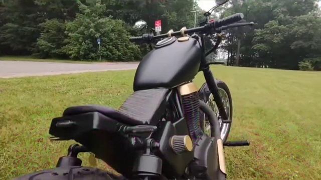 Suzuki LS 650..Black Ist Back..