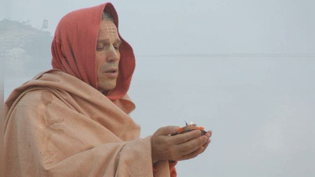 Настройка ума - первое "Харе". Медитации по книге "Живое Имя" (День 3) Е.С. Шачинандана Свами смотреть онлайн