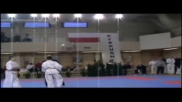 58)PAOLO MILLER WALKA MISTRZOSTWA POLSKI W KARATE KYOKUSHIN RADZYMIN 12.03.2006r VR_MOVIE.VRO смотреть онлайн