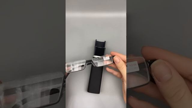 Готовые очки с диоптриями в футляре смотреть онлайн