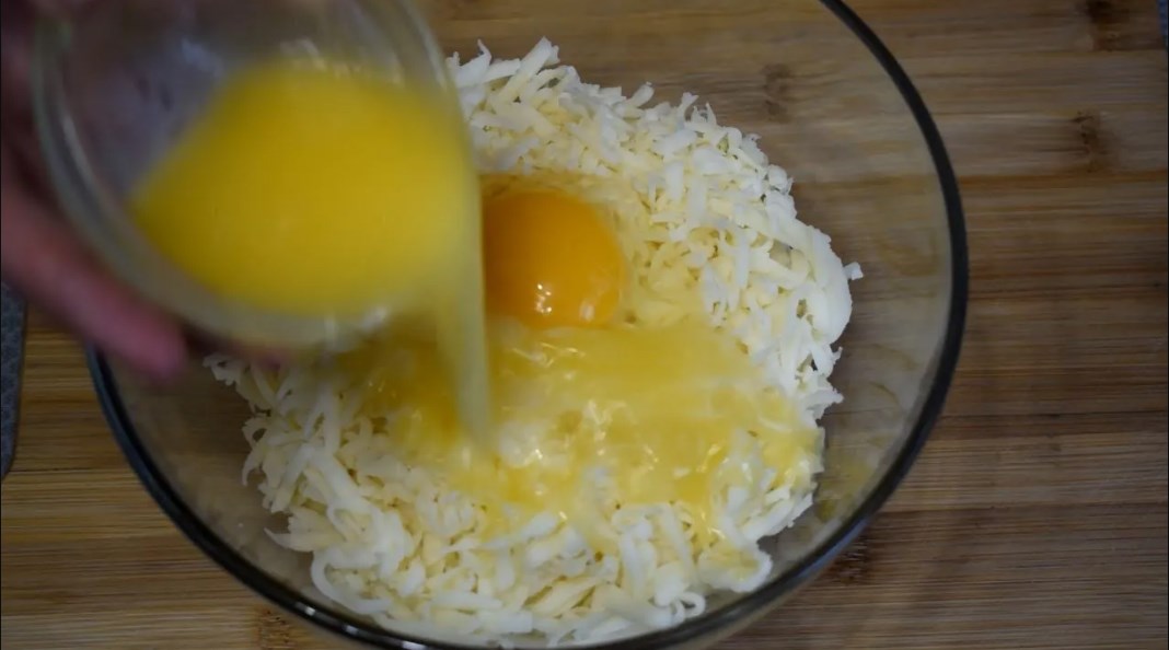 ГОТОВЛЮ ДВА РАЗА В ДЕНЬ И ПРОСЯТ ЕЩЕ! Бесподобный рецепт из доступных продуктов! смотреть онлайн