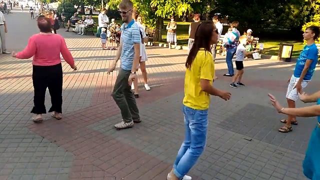 11.07.19 - Танцы на Приморском бульваре - Севастополь - День Шоколада - Сергей Соков смотреть онлайн