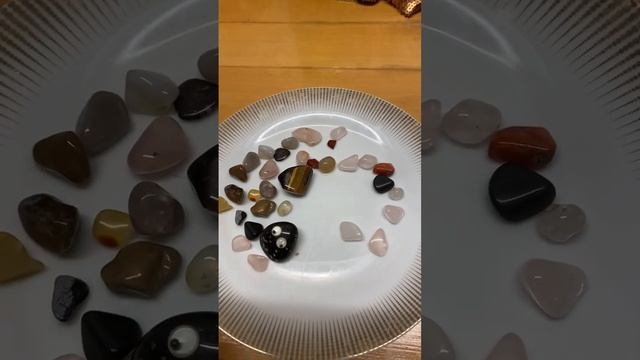 Гадание на камнях смотреть онлайн