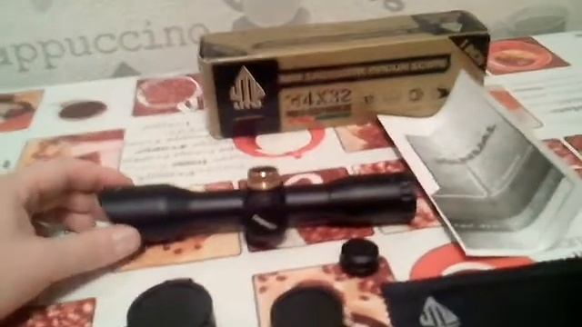 Видео обзор прицела миник Leapers 4 X 32 пост. кратности, с подсветкой