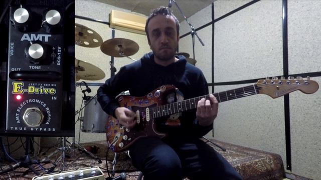 AMT E Drive Mini - FENDER Deluxe Strat - Suhr SSV+ Humbucker Pickup Set смотреть онлайн