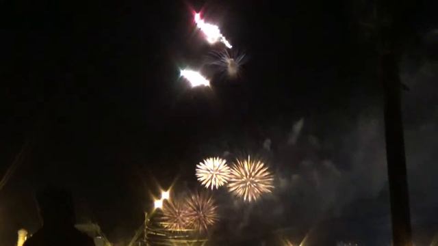 СУПЕР САЛЮТ на 280 лет г. Челябинска!Танец индейцев!SUPER FIREWORKS on 280 years of Chelyabinsk! смотреть онлайн