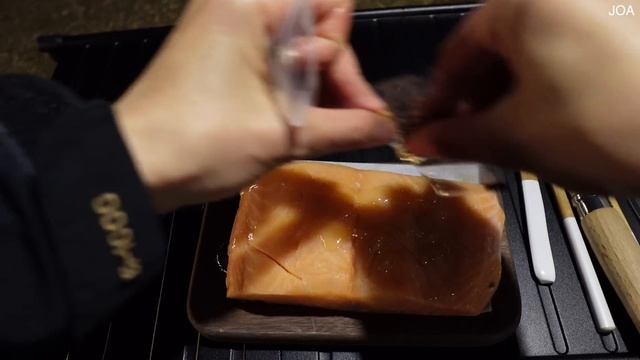 뚜벅이의 백패킹, 기차&버스 대중교통의 매력은 낮술? 아니 모닝맥주! 혼술캠퍼ㅣ편의점 뷰 실화? 치즈불닭볶음면ㅣ버터맥주ㅣ연어스테이크ㅣ솔로 캠핑ㅣ공주 여행ㅣ이 캠핑장 마음에 드네 смотреть онлайн