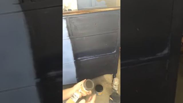 The Easy No Fail Way to Layering Paint on Furniture Using Chalk Paints смотреть онлайн