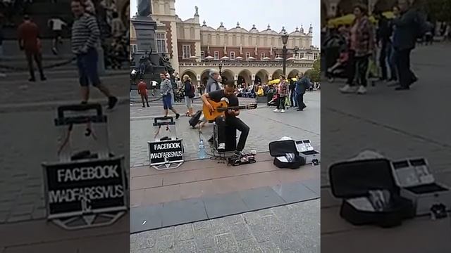 Fantastic Street guitarist Imad Fare plaing in Rynek Glowny Place of Krakow смотреть онлайн