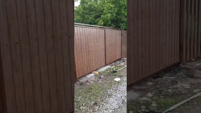 Забор и евроштакетника европланка, цвет мореный дуб смотреть онлайн