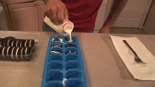 HOW TO MAKE COOKIES AND CREAM ICED COFFEE: Big Meals, Small Places with Sal Governale смотреть онлайн