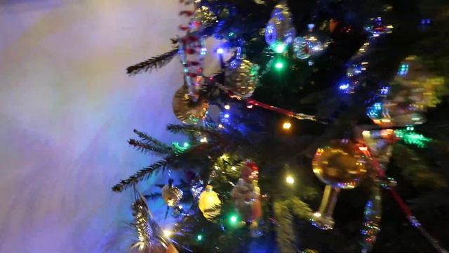 ?Как ее зовут?/ Елочные игрушки СССР / винтажные украшения смотреть онлайн