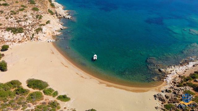 Ios - Tris Ekklisies Beach смотреть онлайн