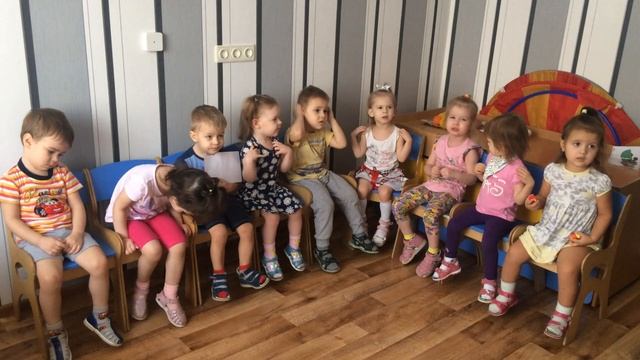 Читаем стихи. Н. Анишина "Папа мой большого роста" смотреть онлайн