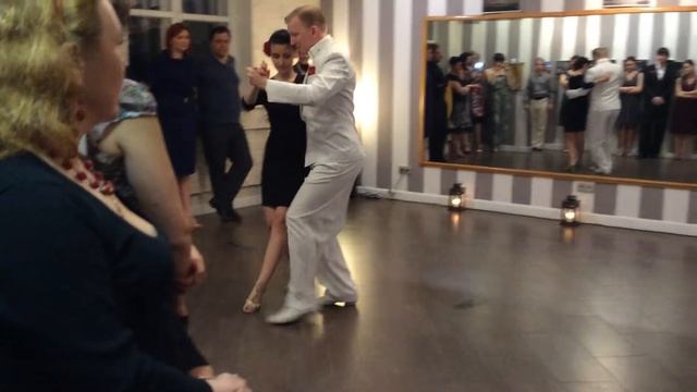 Выступление Pro-Am на милонге в Escuela de Tango. 15.05.15 смотреть онлайн