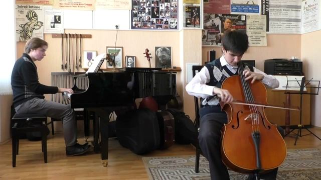 Тимур Рашков. Карл Давыдов. "У фонтана". ре мажор смотреть онлайн