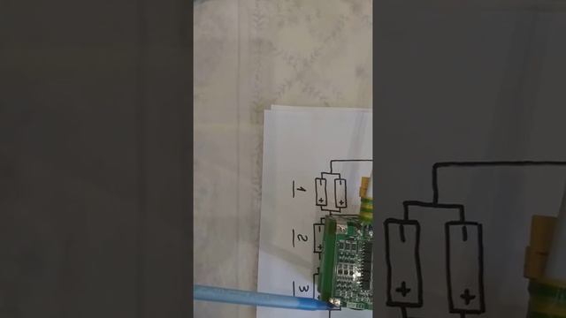 Литиевый аккумулятор на 12 вольт своими руками. 12 volt lithium battery смотреть онлайн