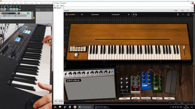 Arturia VST Clavinet V Sound Demo Studia Roland Juno DS 88 смотреть онлайн