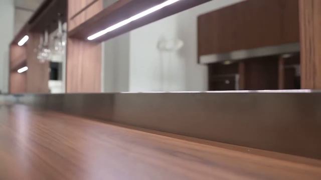 Giulia Novars Retrotop2