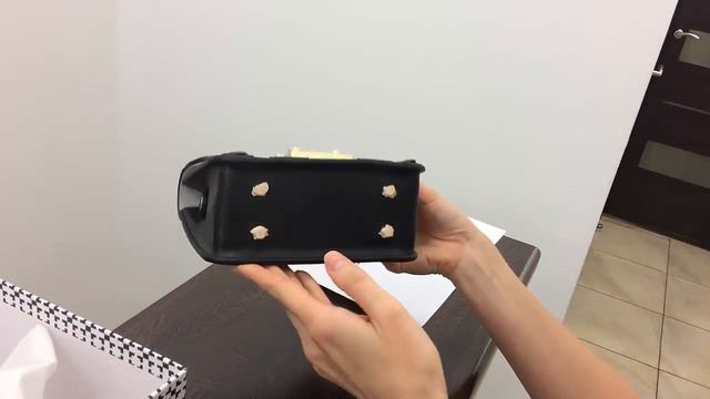 FURLA METROPOLIS ONYX (Черный и Молочный с принтом) смотреть онлайн
