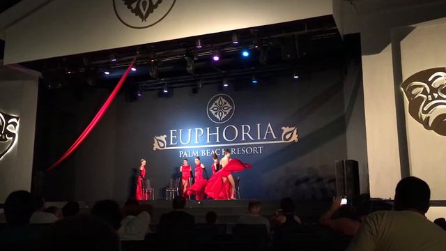 Modern Dans Gösterisi - Euphoria Palm Beach Resort (Side) смотреть онлайн
