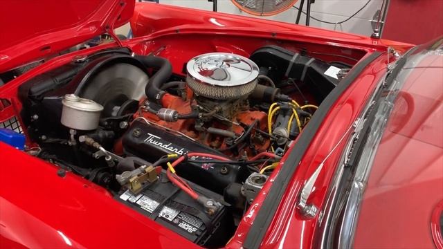 1955 Ford Thunderbird Cold Start смотреть онлайн