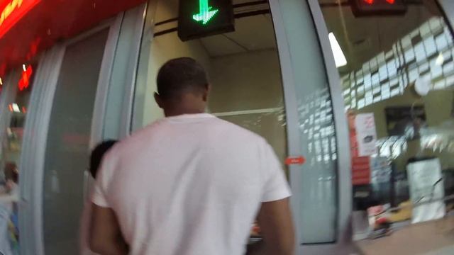 Сколько стоит билет в Феррари парк Абу Даби. ОАЭ. Ferrari world. смотреть онлайн