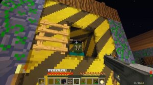 Я ПРОНИК НА ЗАРАЖЕННУЮ ДЕРЕВНЮ МОНСТРОВ И СПАС СВОЕГО ДРУГА ЖЕКУ MINECRAFT