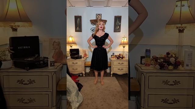 Dainty Rascal Vintage Try On Haul Part 16 смотреть онлайн