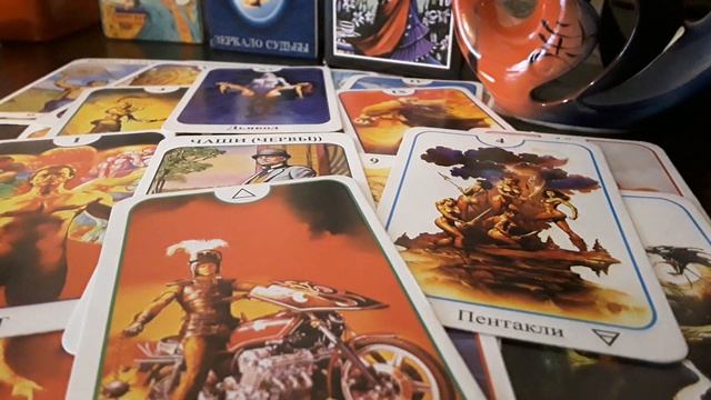 ИЗМЕНЯЕТ ЛИ МНЕ МОЙ МУЖ? ТАРО РАСКЛАД смотреть онлайн