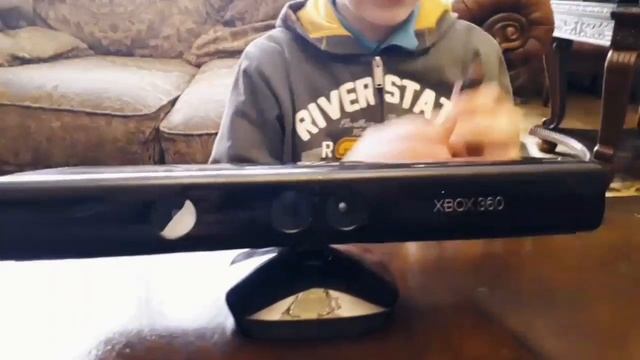 Обзор Kinect для Xbox360 смотреть онлайн