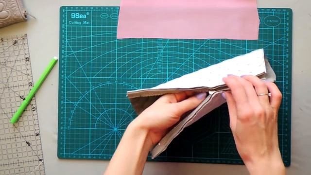 Как сшить очень простую косметичку/сумочку за 15 минут смотреть онлайн