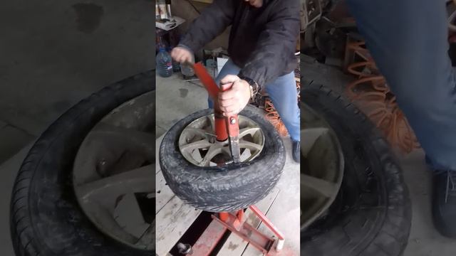 самодельный шиномонтаж в гараже